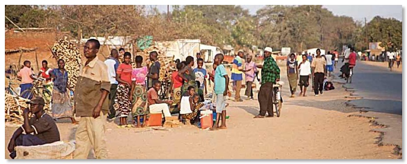 malawi_busy_village_90x35s