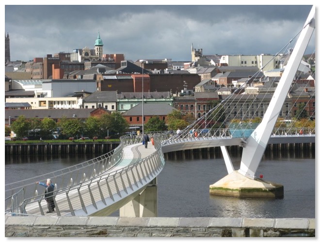 05 Peace Bridge L'Derry